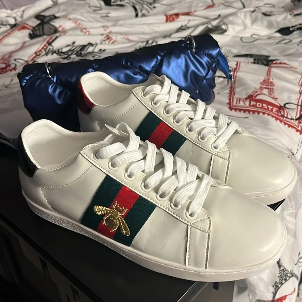 Gucci sneakers in Good Condition - Picture 2 of 9